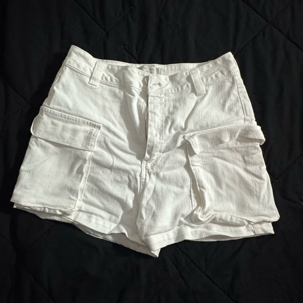 Love Tree White Cargo Shorts